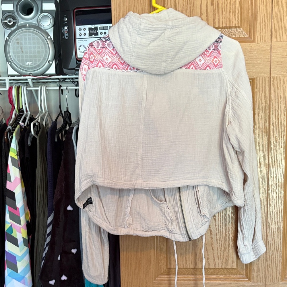 Boho Hooded Jacket with Pink Accents - Picture 5 of 5